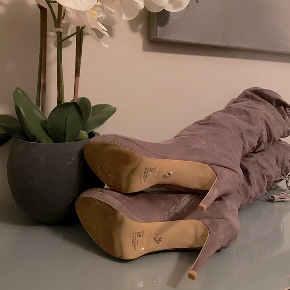 Thalia Sodi Taupe Knee High Boots 9.5 - Picture 4 of 10